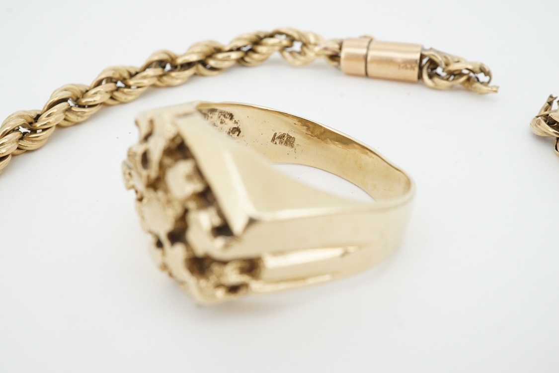 A 14k ring, size S, together with a damaged 14k rope twist chain, 15.4 grams.